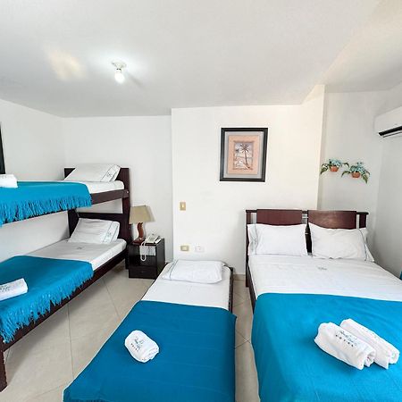 Hotel Puerto Bahia Сан Хил Екстериор снимка