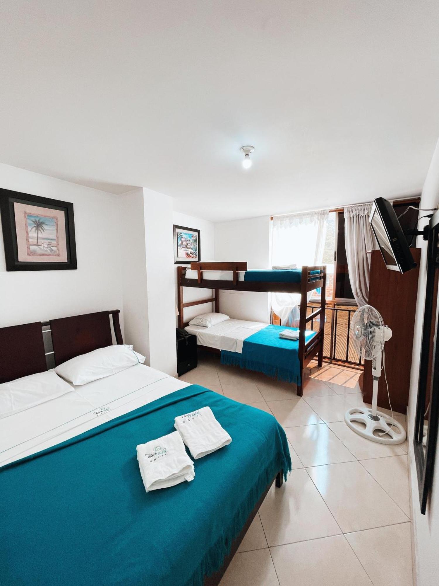 Hotel Puerto Bahia Сан Хил Екстериор снимка