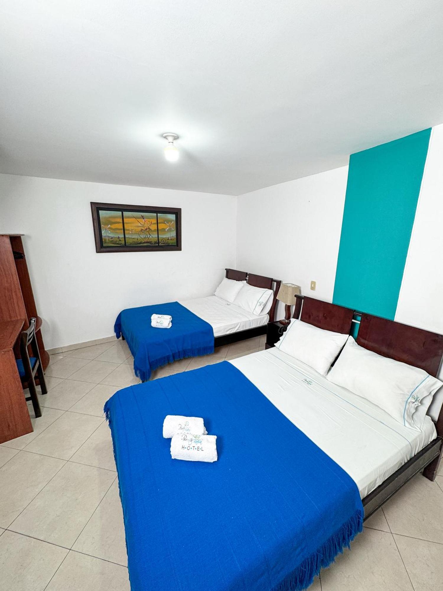 Hotel Puerto Bahia Сан Хил Екстериор снимка
