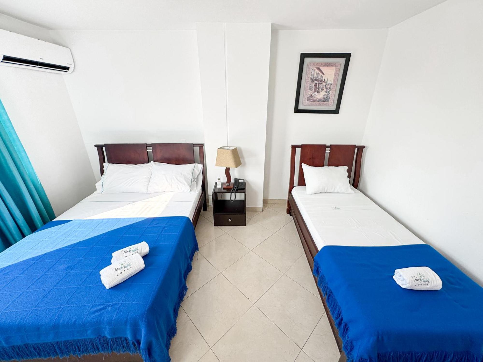 Hotel Puerto Bahia Сан Хил Екстериор снимка